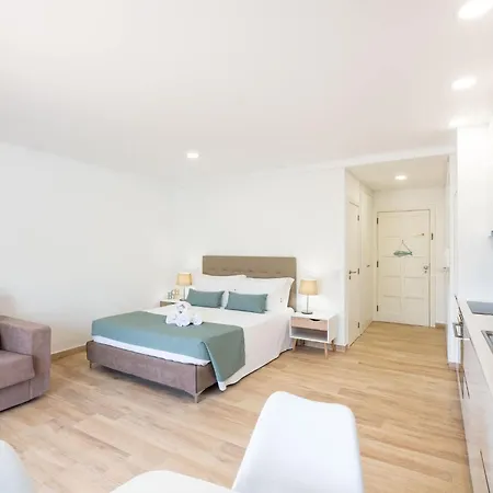 Apartment Pimenta - Short Walk To The